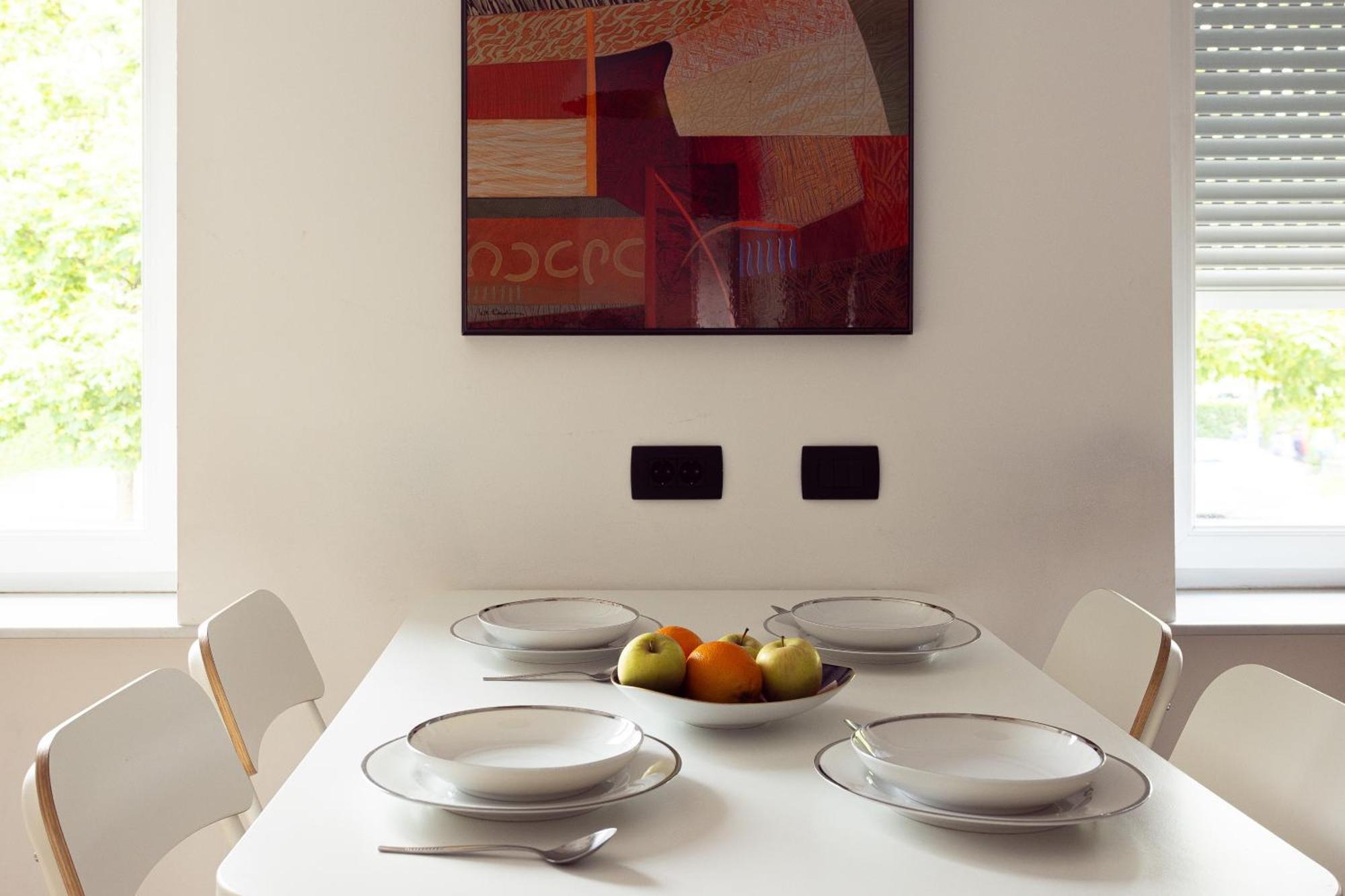 Large Two Bedroom Family App - Free Parking Ljubljana Luaran gambar